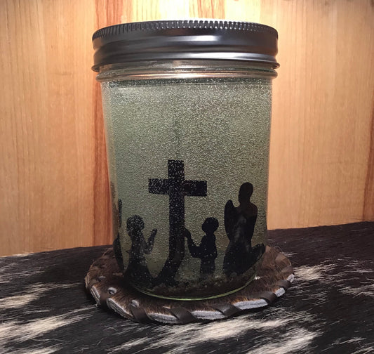 Praying Family-16oz